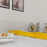 Continetal Estudio Apartment Bucharest
