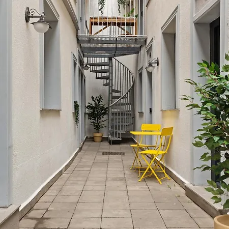 Continetal Estudio Bucarest